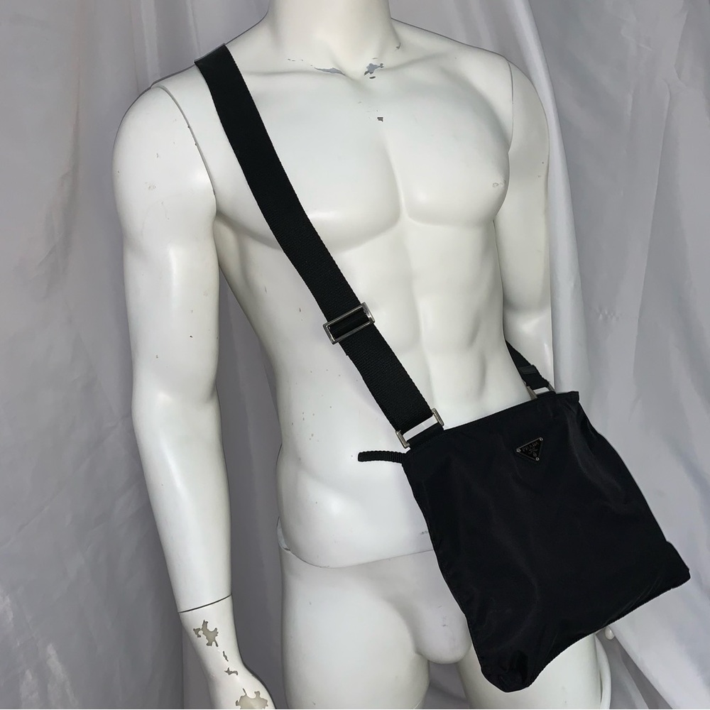 PRADA nero black TESSUTO nylon zip top CROSSBODY messenger BAG - Picture 12 of 14